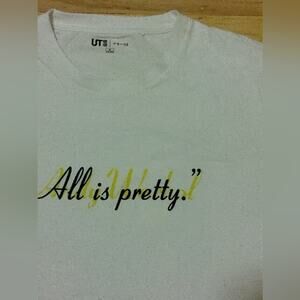 Uniqlo Graphic Tee, Medium